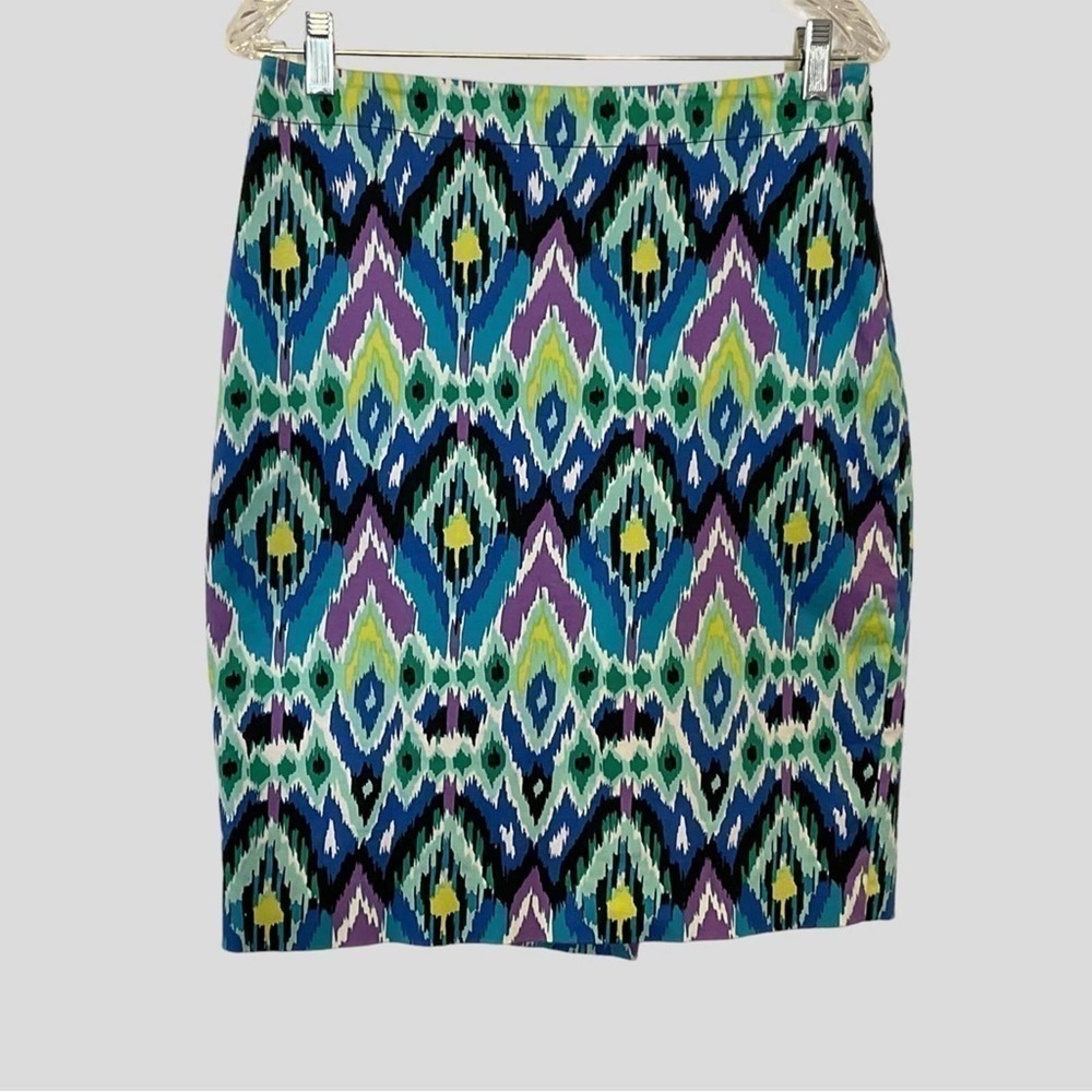 Jones New York casual stretch skirt size 4.